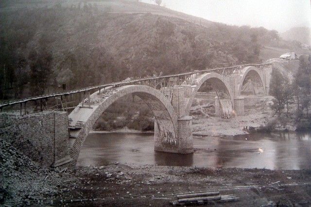 Agrandir l'image Pont de Courris