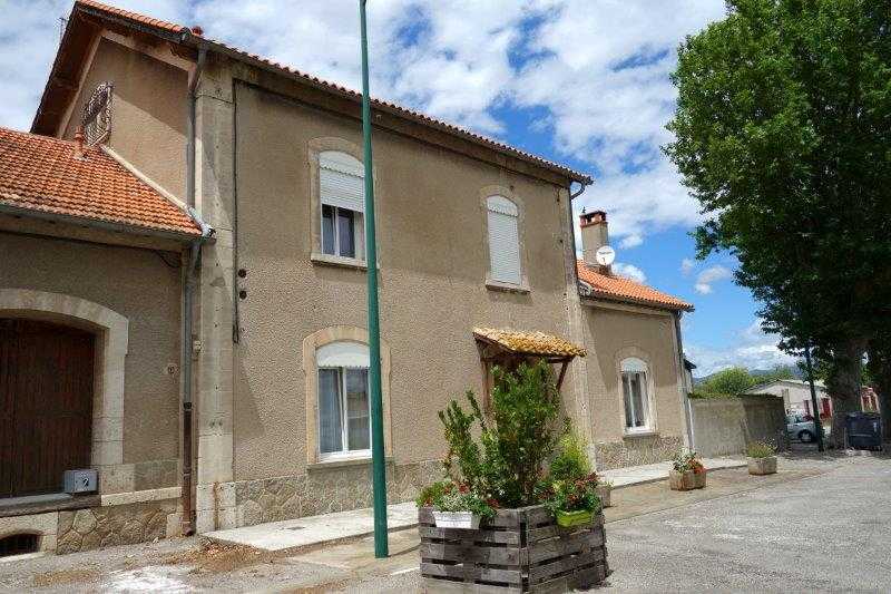 Agrandir l'image De la gare d'Azille à la gare de La Redorte