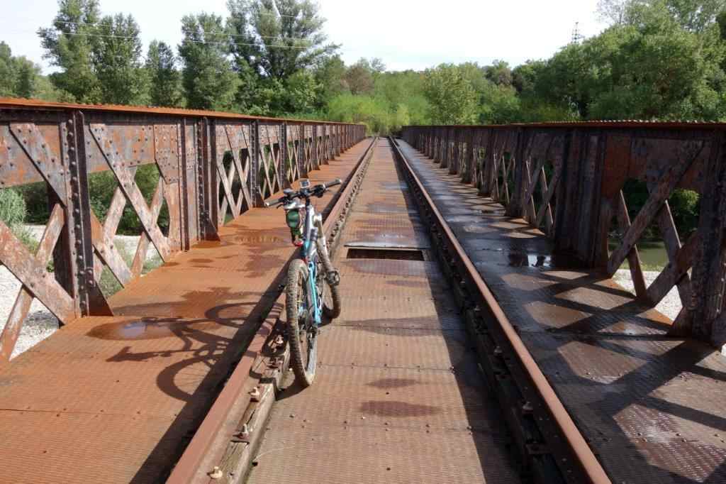 Agrandir l'image De la gare de Ribaute-les-Tavernes à la gare du Mas-de-Gardies