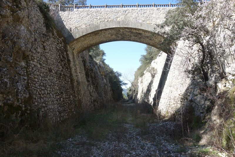 De la gare d'Orthoux-Sardan à la gare de Quissac