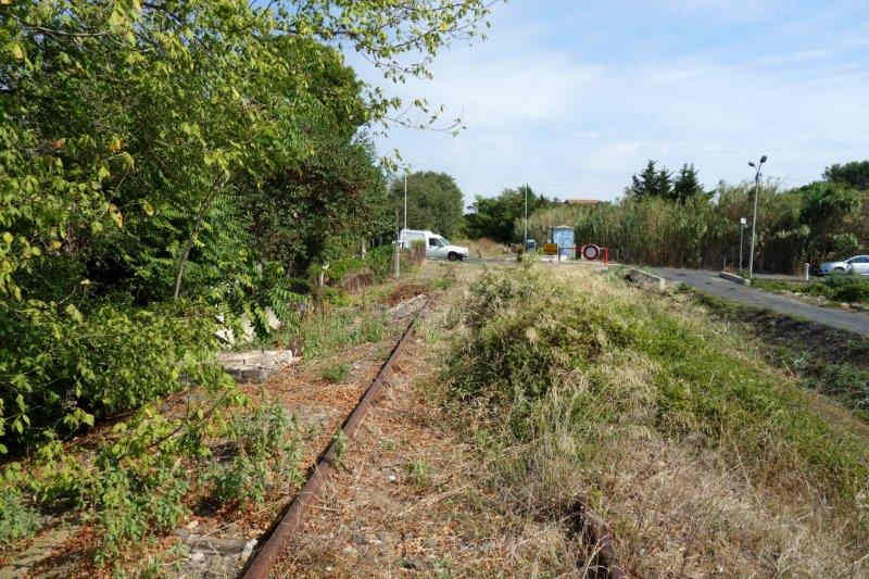 De la gare de Pézenas-Midi à la gare de Lézignan-la-Cèbe