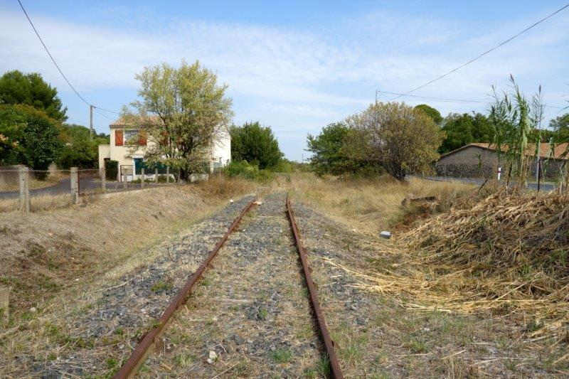 De la gare de Pézenas-Midi à la gare de Lézignan-la-Cèbe